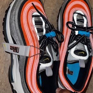 Air max size 6.5 very good condition